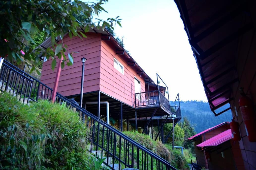Aamod Resorts Dalhousie ! Luxury Cottage Resort Exterior foto